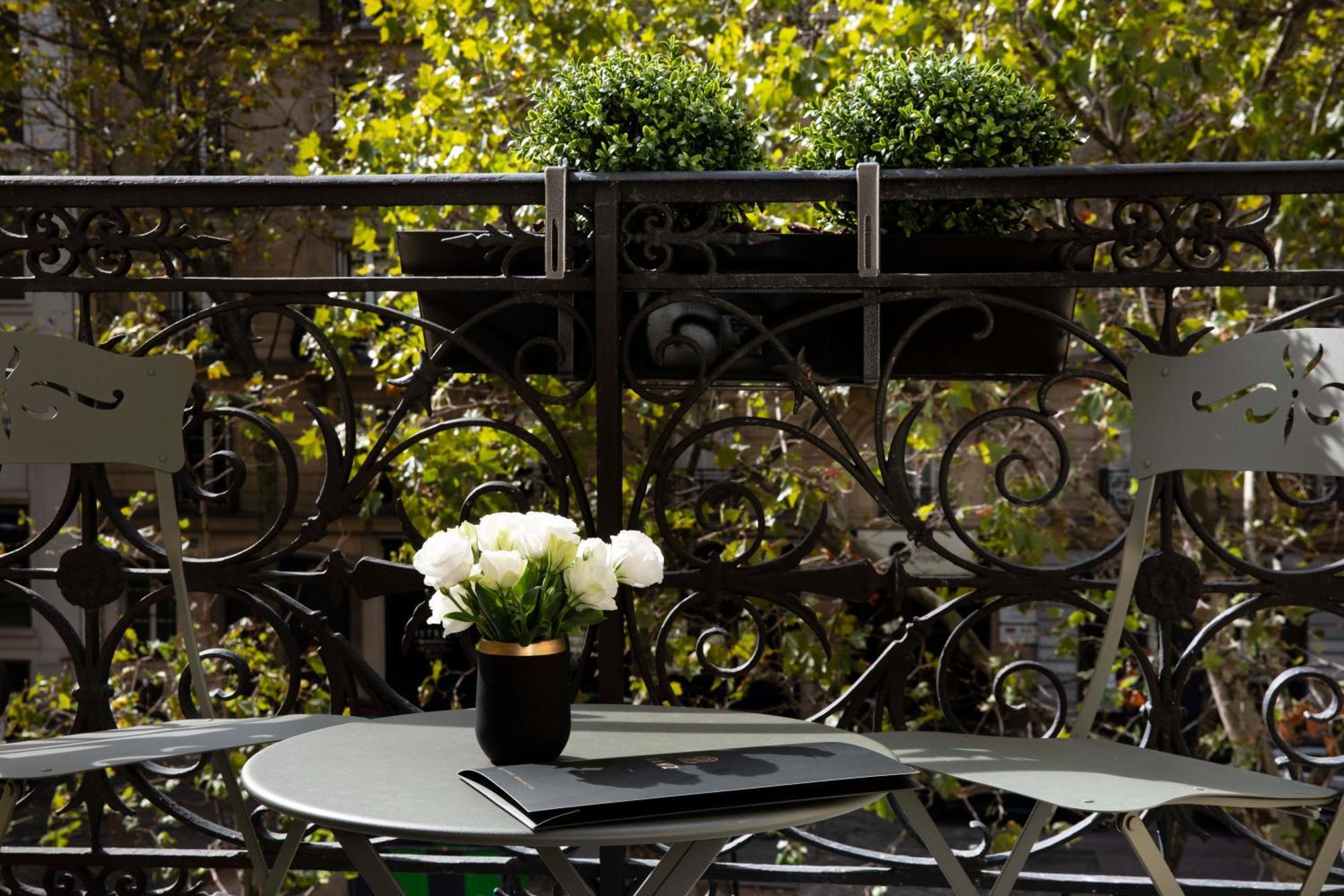 Rayz Eiffel Aparthotel Paris Exterior photo
